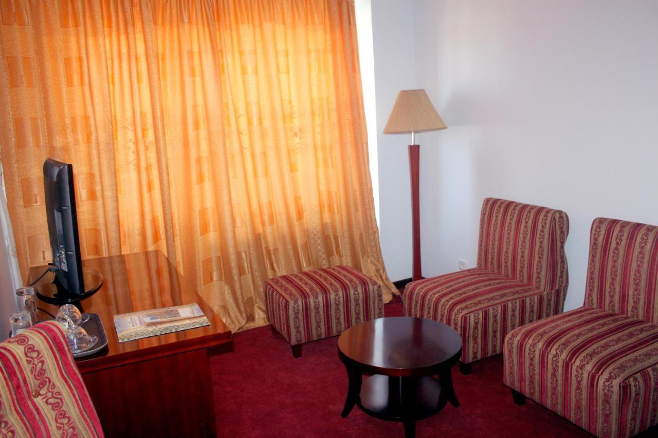 Hotel Grand Buhara Exterior foto