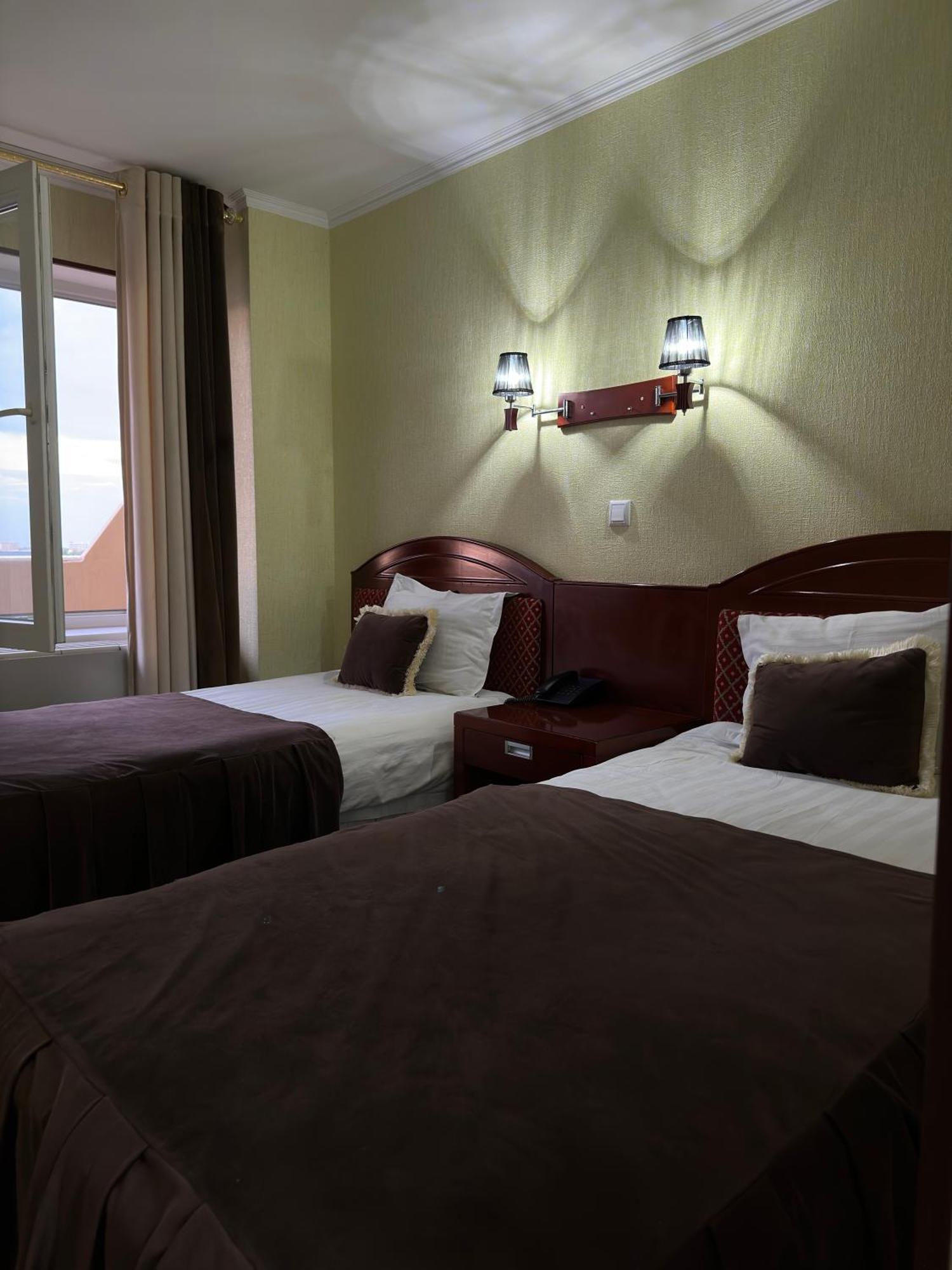 Hotel Grand Buhara Exterior foto