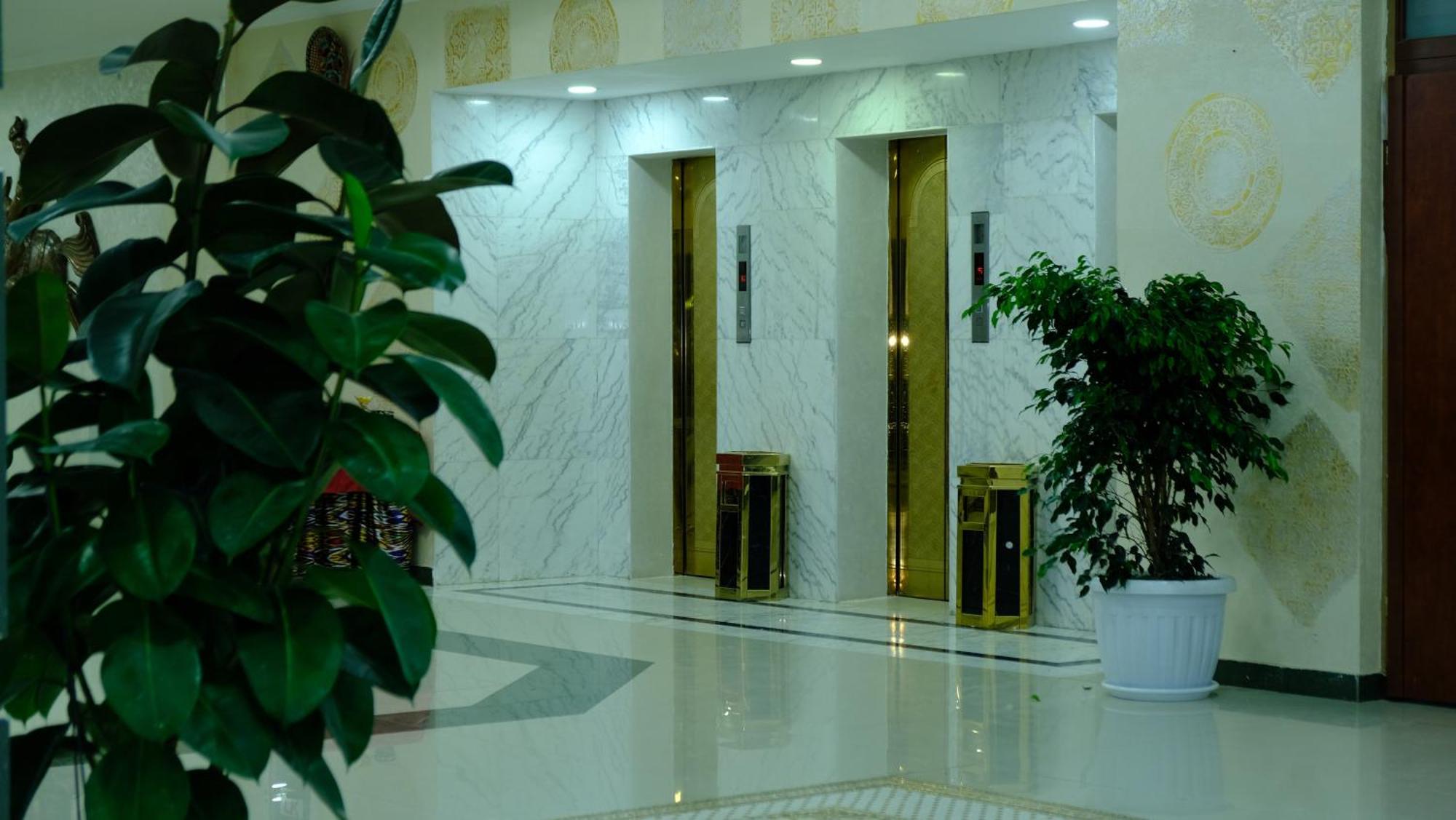 Hotel Grand Buhara Exterior foto