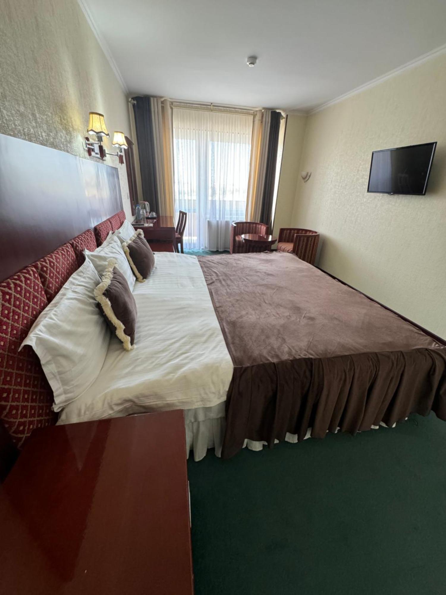 Hotel Grand Buhara Exterior foto