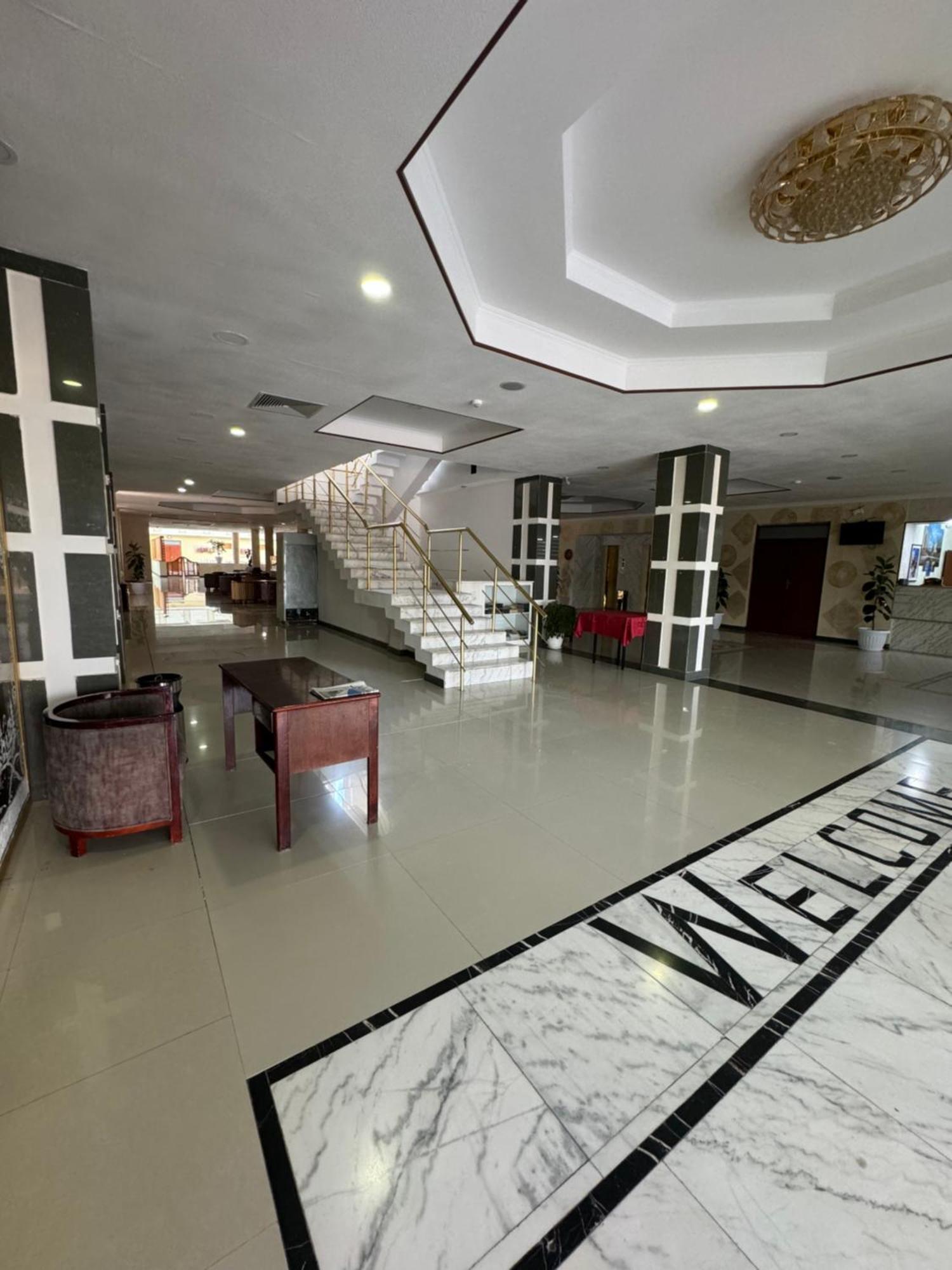 Hotel Grand Buhara Exterior foto